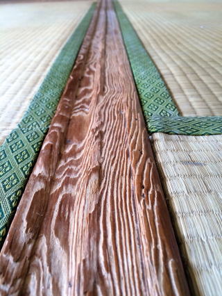 溝がなくなってしまった敷居